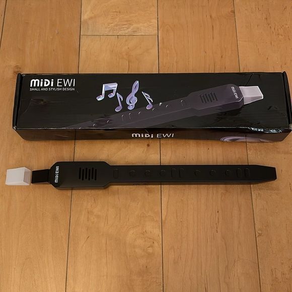 Digital Touch MIDI Saxophone - MicroUSB Rechargeable, Black - Picture 3 of 10